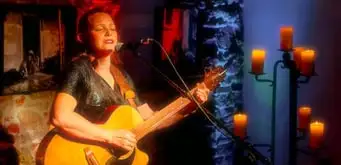 Dorota "Sowa" Kuziela — pieśni na granicy światów [koncert] Jutro o 20:00 Pieśniarze